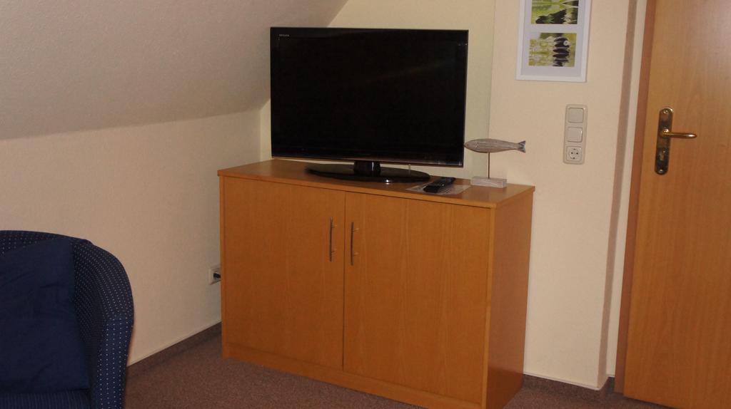 Ferienwohnungen Bütow Wißmar Zimmer foto