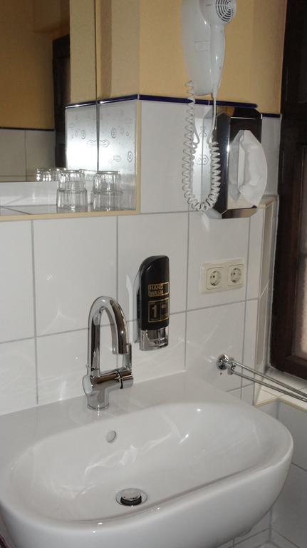 Ferienwohnungen Bütow Wißmar Zimmer foto